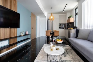 TV, stereo, offices