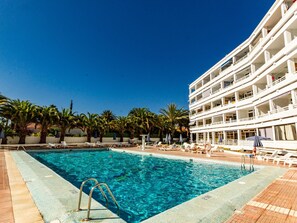 Pool - Mojo Friendly Holiday Home (Playa del Ingles)