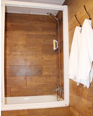 Hair dryer, towels
