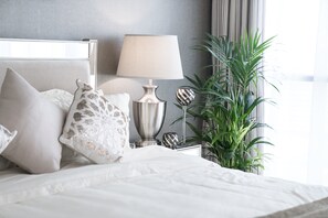 Individually decorated, individually furnished, blackout curtains - Elite Royal Apartment - Burj Khalifa & Fountain view - Premium (Dubai)