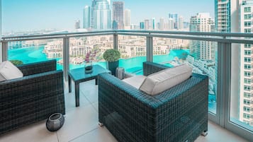 Apartment, 3 Schlafzimmer | Individuell dekoriert, individuell eingerichtet, Verdunkelungsvorhänge