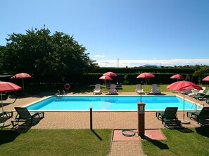 Indoor pool, outdoor pool - Castiglione DEL Lago Apartment (Castiglione del Lago)