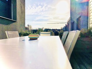 House | Balcony - Chic Holiday Home in Nieuwpoort With Whirlpool (Nieuwpoort)
