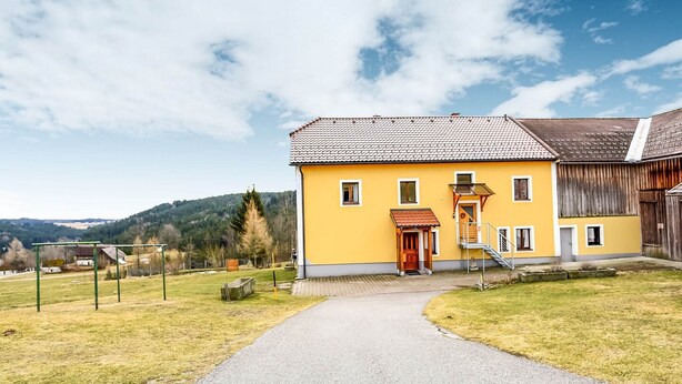 Exterior - Alluring Holiday Home in Sandl near River (Sandl)