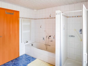 House | Bathroom