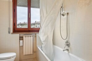 Apartment | Badezimmer
