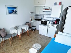 Exterior - Breezy Holiday Home in Paros at Beach (Paros)