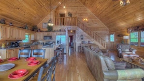 Hytte - 5 soveværelser | Spiseområde