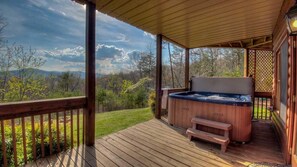 Outdoor spa tub - Peak of Perfection by Escape to Blue Ridge (Blue Ridge)