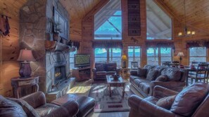 Interior - Peak of Perfection by Escape to Blue Ridge (Blue Ridge)