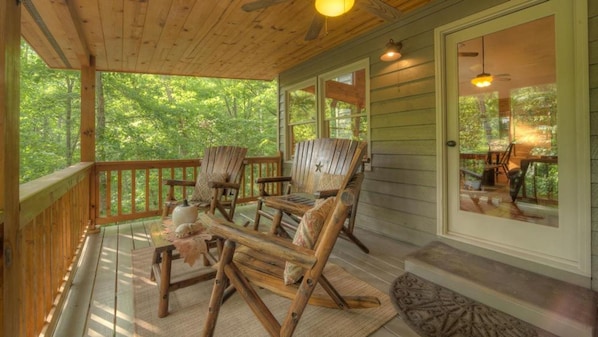 Cabin, 3 Bedrooms | Balcony