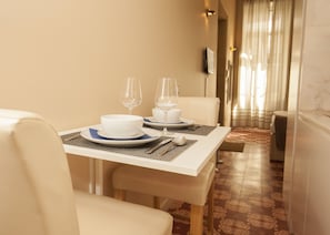 Dining - Deluxe Studio Bolhão (Porto)