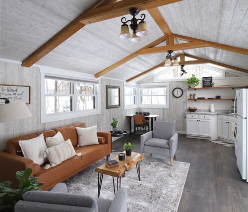 Hot Tub, Couples Hideaway, Private, Gazebo, Serene,  Country, Birds,  Wildlife