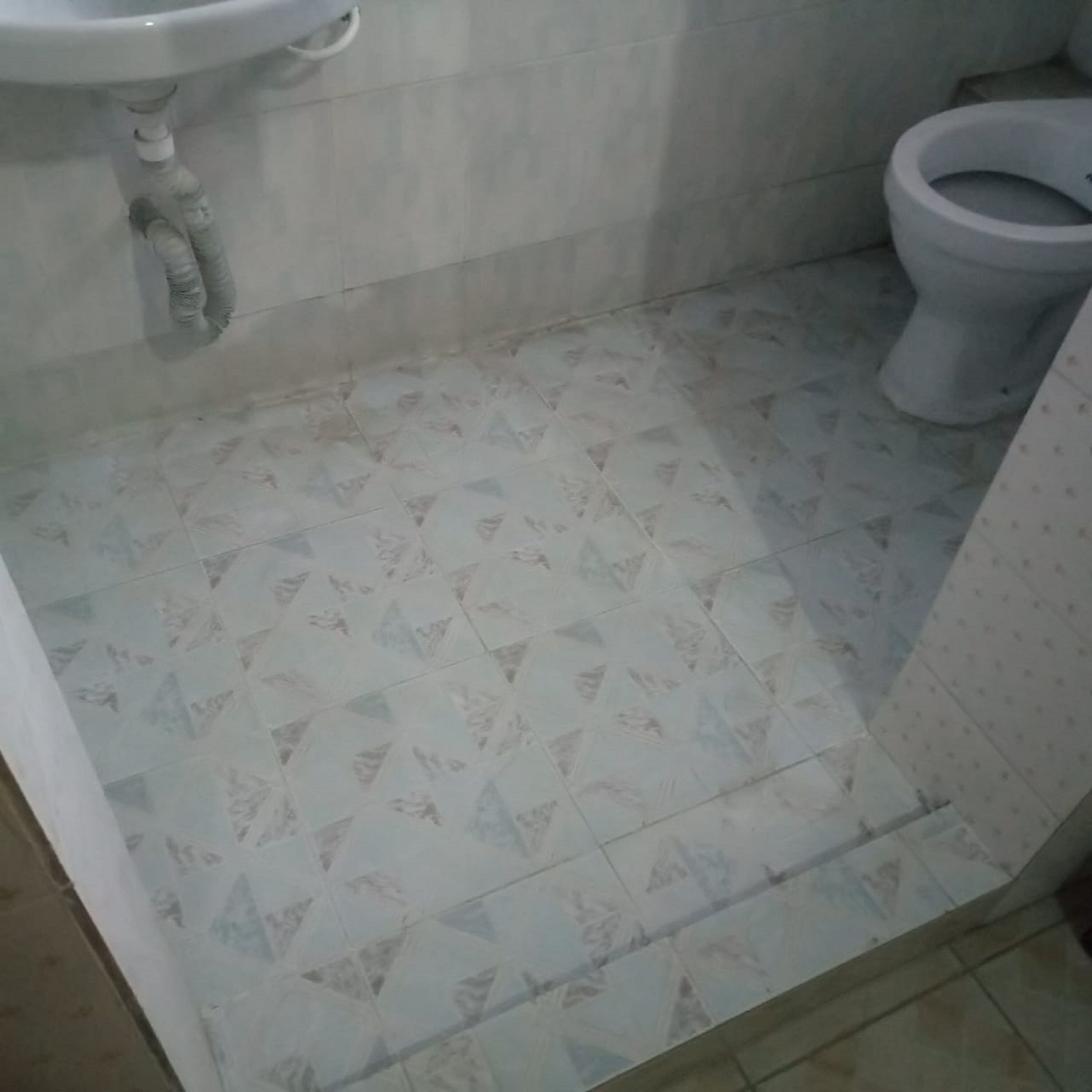 單人房 | 浴室 | 淋浴設備、免費盥洗用品、毛巾、肥皂