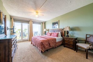 2 bedrooms, iron/ironing board, WiFi, bed sheets - Shipwatch #1365 - Heated Pool! (Fernandina Beach)