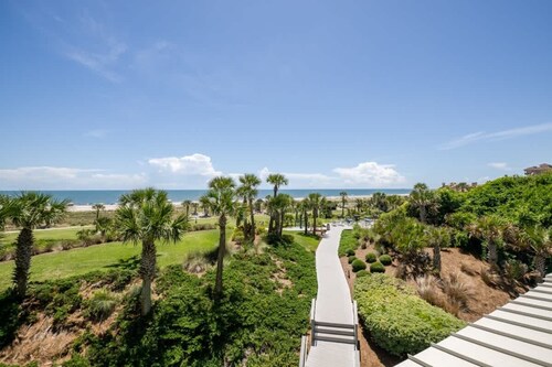 Shipwatch #1365 - Heated Pool!