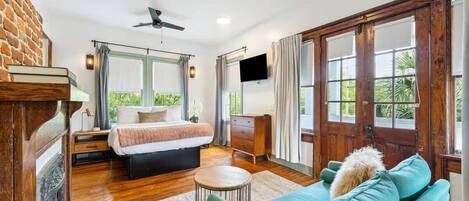 1 chambre, bureau, fer et planche à repasser, Wi-Fi