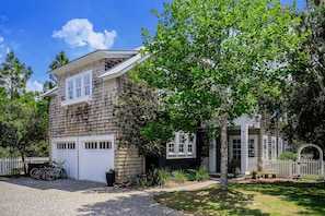 Exterior - Private Pool And Large Outdoor Space- 172 A Street by Royal Destinations (Inlet Beach)
