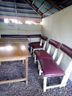 Free daily continental breakfast  - Wamagach Kahua- Ini Hotel (Nyeri)