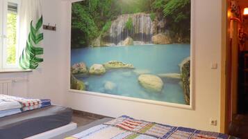 2 bedrooms, WiFi, bed sheets