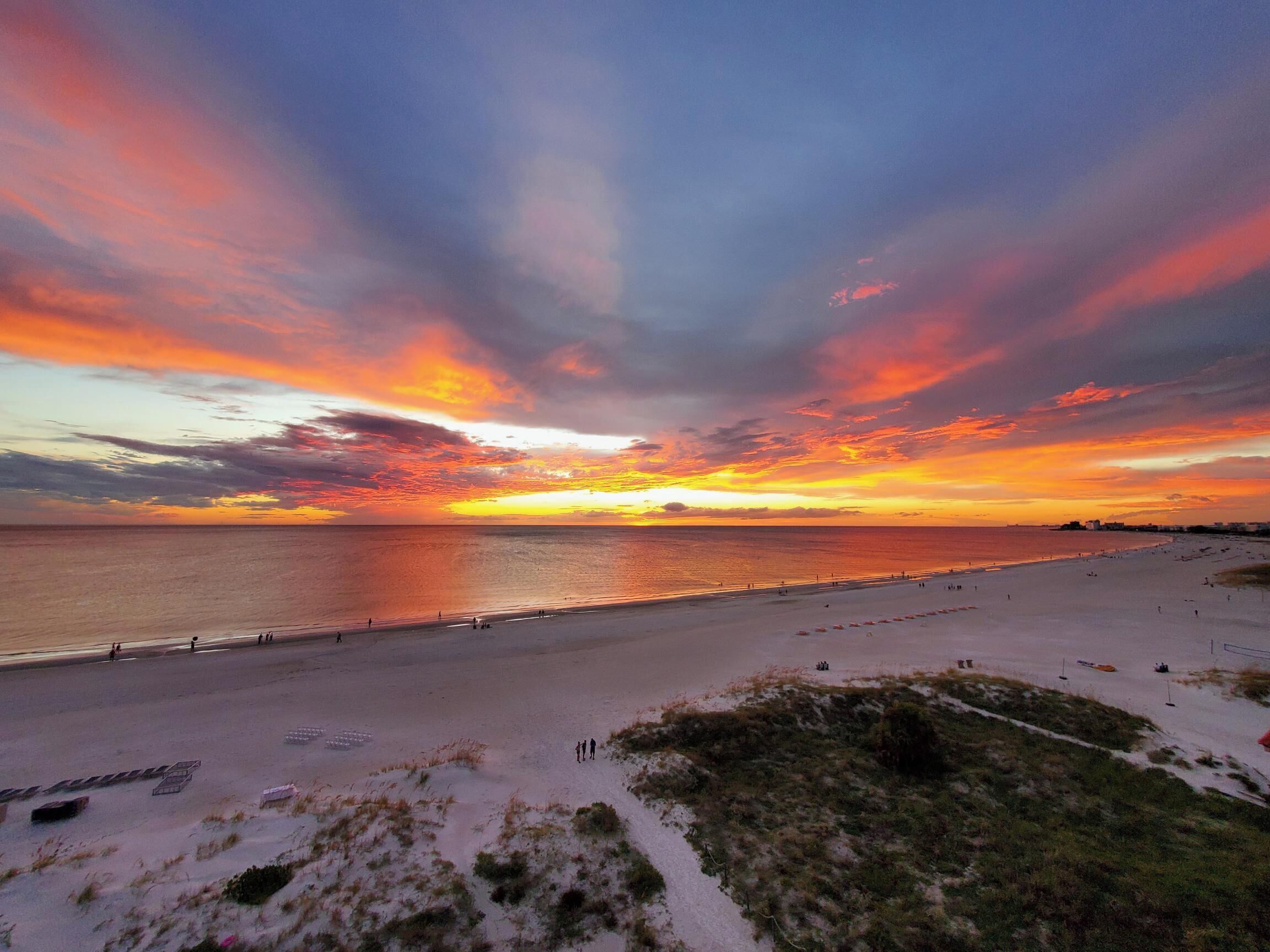 Beachfront/Boardwalk/Pool/Location/Free Amenities