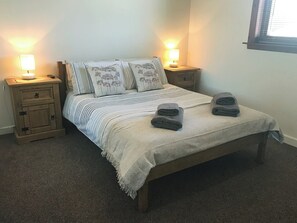 3 bedrooms, free WiFi, bed sheets