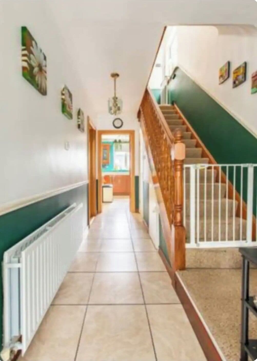 المنشأة من الداخل