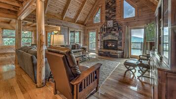 Cabin, 4 Bedrooms | Living room | TV