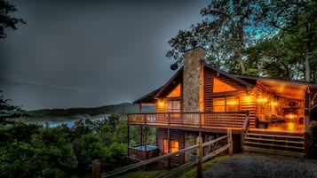 Cabin, 3 Bedrooms | Exterior