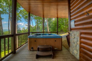 Cabin, 3 Bedrooms | Spa