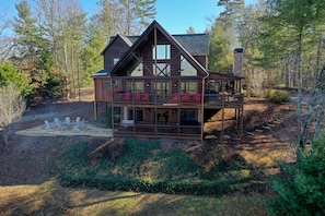 Cabin, 5 Bedrooms | Exterior