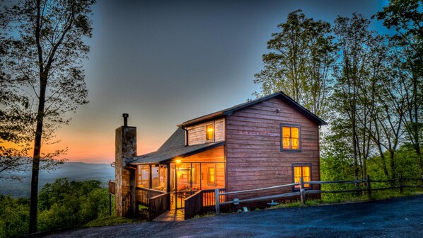 Cabin, 3 Bedrooms | Exterior