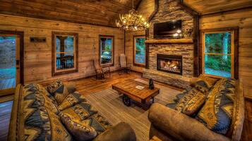 Cabin, 3 Bedrooms | Living room | TV