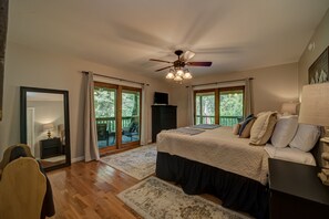 Cabin, 4 Bedrooms | 4 bedrooms, iron/ironing board, free WiFi, bed sheets