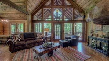 Cabin, 4 Bedrooms | Living room | TV
