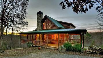 Cabin, 3 Bedrooms | Exterior