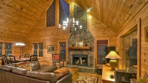 Interior - Serendipity by Escape to Blue Ridge (Morganton)