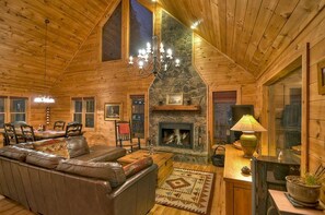 Interior - Serendipity by Escape to Blue Ridge (Morganton)