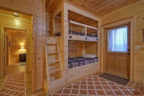 Ferienhütte, 3 Schlafzimmer | 3 Schlafzimmer, Bügeleisen/Bügelbrett, kostenloses WLAN, Bettwäsche