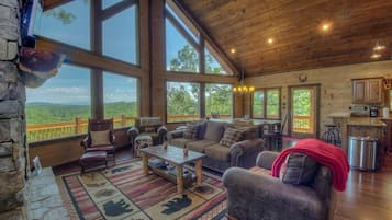 Cabin, 3 Bedrooms | Living room | TV