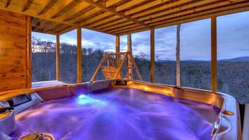 Cabin, 4 Bedrooms | Spa