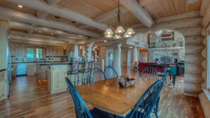 Dining - Spyglass by Escape to Blue Ridge (Mineral Bluff)