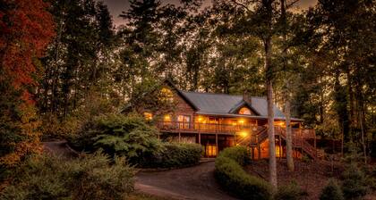 Serenity Lodge and Stable by Escape to Blue Ridge