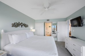 2 bedrooms, iron/ironing board, free WiFi, bed sheets - Bay View Getaway | Resort Amenities | Walkable (St. Pete Beach)