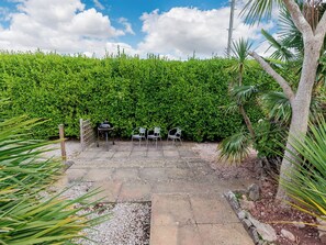 Terrace/patio - 1 bedroom accommodation in Goodrington, near Paignton (Goodrington, near Paignton)