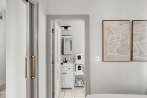 Suite 2 | Bathroom