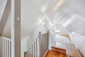 Apartament | 1 dormitori, planxa i posts de planxar, wifi gratuïta i roba de llit