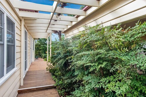 Ayr House - Echuca Holiday Homes