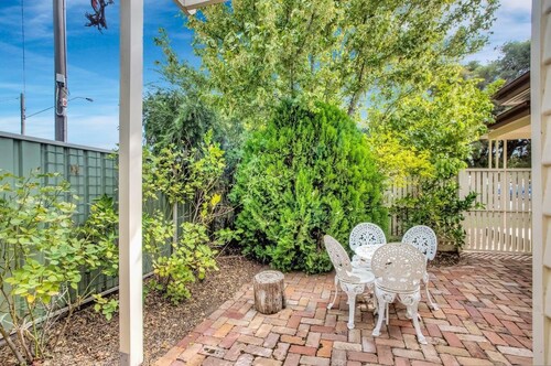 Ayr House - Echuca Holiday Homes