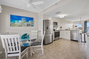 Fridge, microwave, oven, stovetop - Book Your July 4th Penthouse with Beach Views (St. Pete Beach)